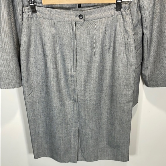 Emily… Vintage 80’s Gray and White Plaid Gingham Suit Jacket + Skirt - Picture 10 of 16